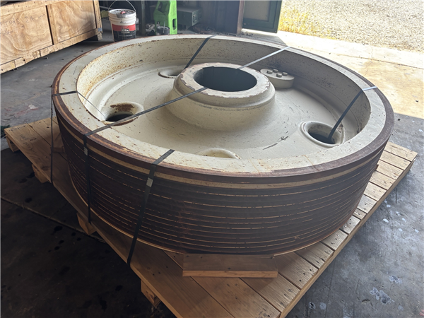 Lot Of Metso C160 Jaw Crusher Spare Parts)